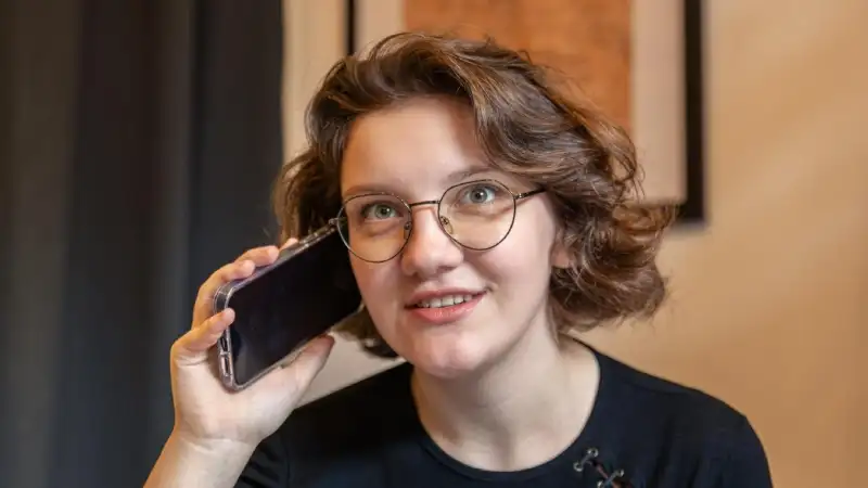 lookwhatmomfound contact